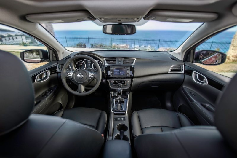Illustration for article titled Nissan Thinks The New 2016 Sentra Will Make You Fall In Love With Sedans